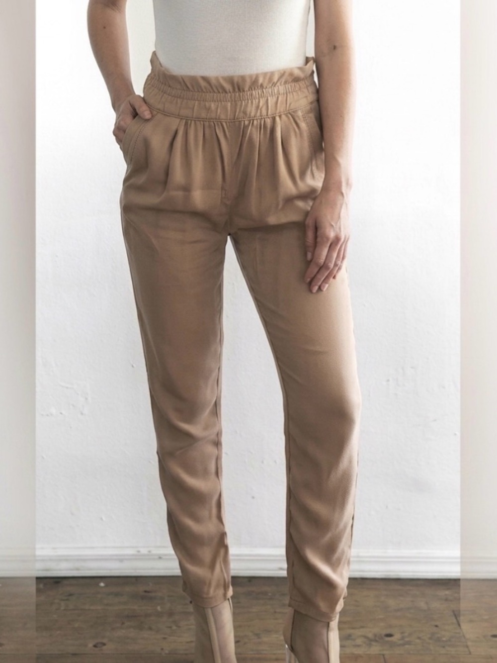 ❤️ Aritzia Wilfred Casbah ankle length pants